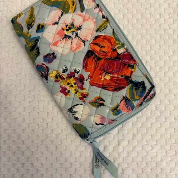 Vera Bradley Multicolor Floral Quilted Wallet - Picture 3 of 5